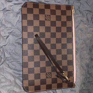 Louis Vuitton Pouchette